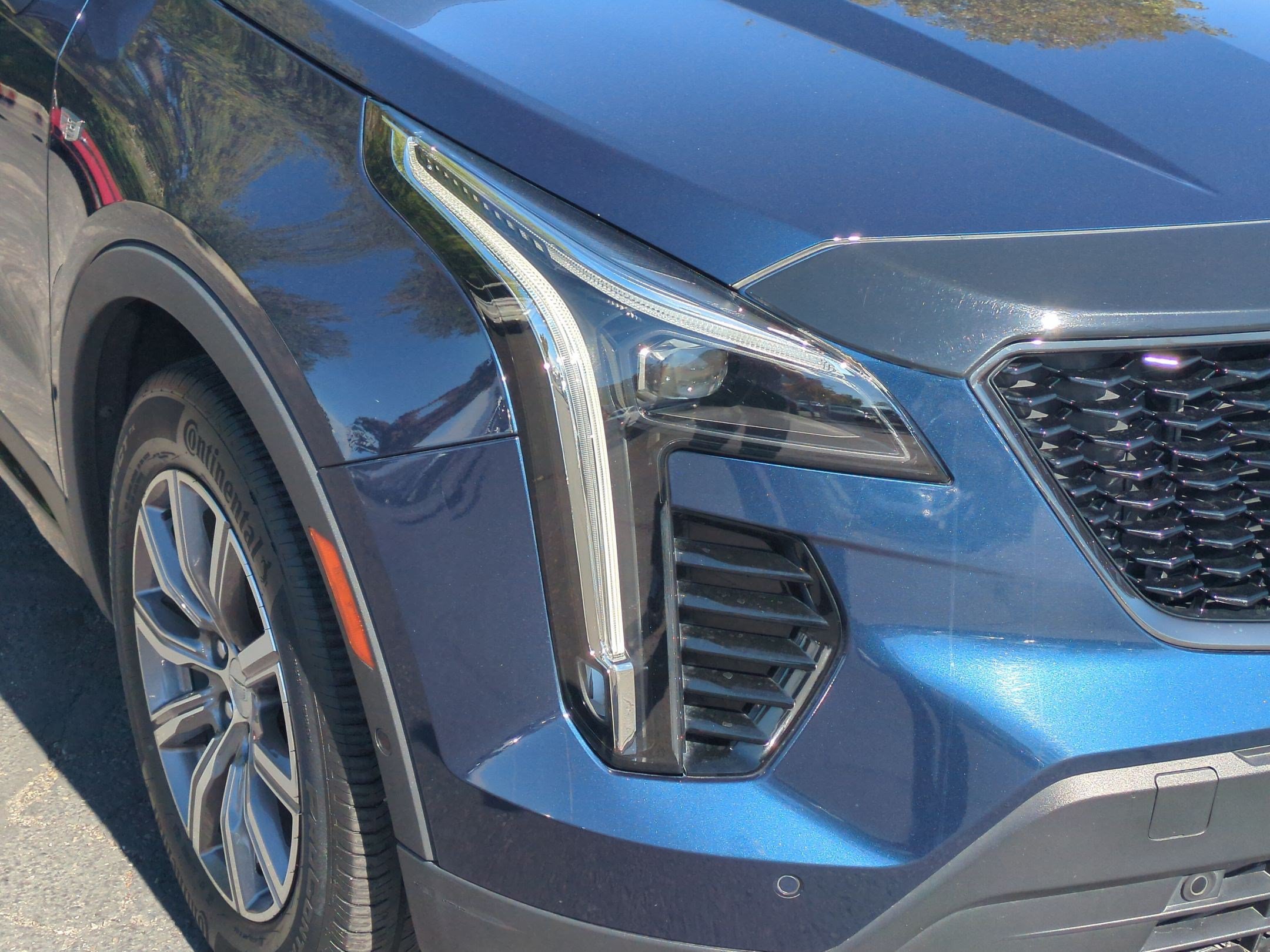 Used 2021 Cadillac XT4 Sport AWD/4WD image 11