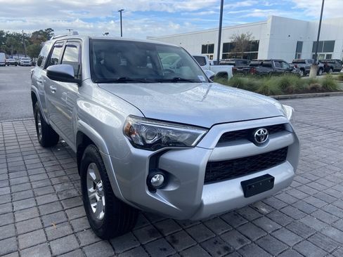 Used 2018 Toyota 4Runner SR5 image 13