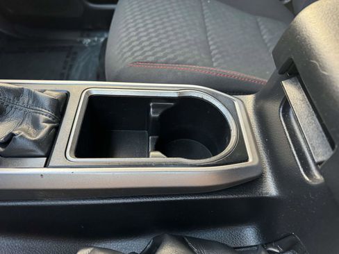 Certified 2022 Toyota Tacoma SR5 image 44