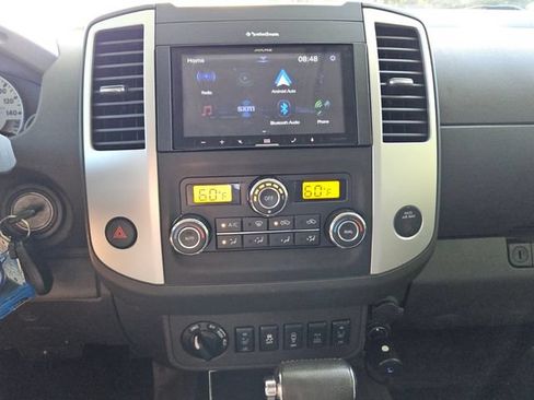 Used 2016 Nissan Frontier PRO-4X AWD/4WD image 17