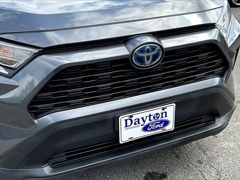 Used 2021 Toyota RAV4 XLE Premium image 61