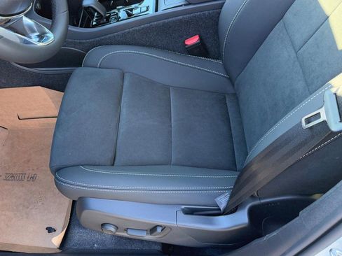 New 2026 Volvo XC40 B5 Ultra w/ Climate Package image 11