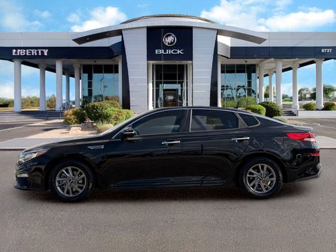 Used 2020 Kia Optima LX FWD image 3