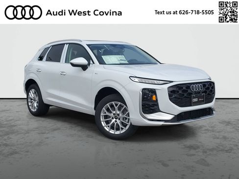 New 2026 Audi Q3 quattro 2.0T AWD/4WD image 1