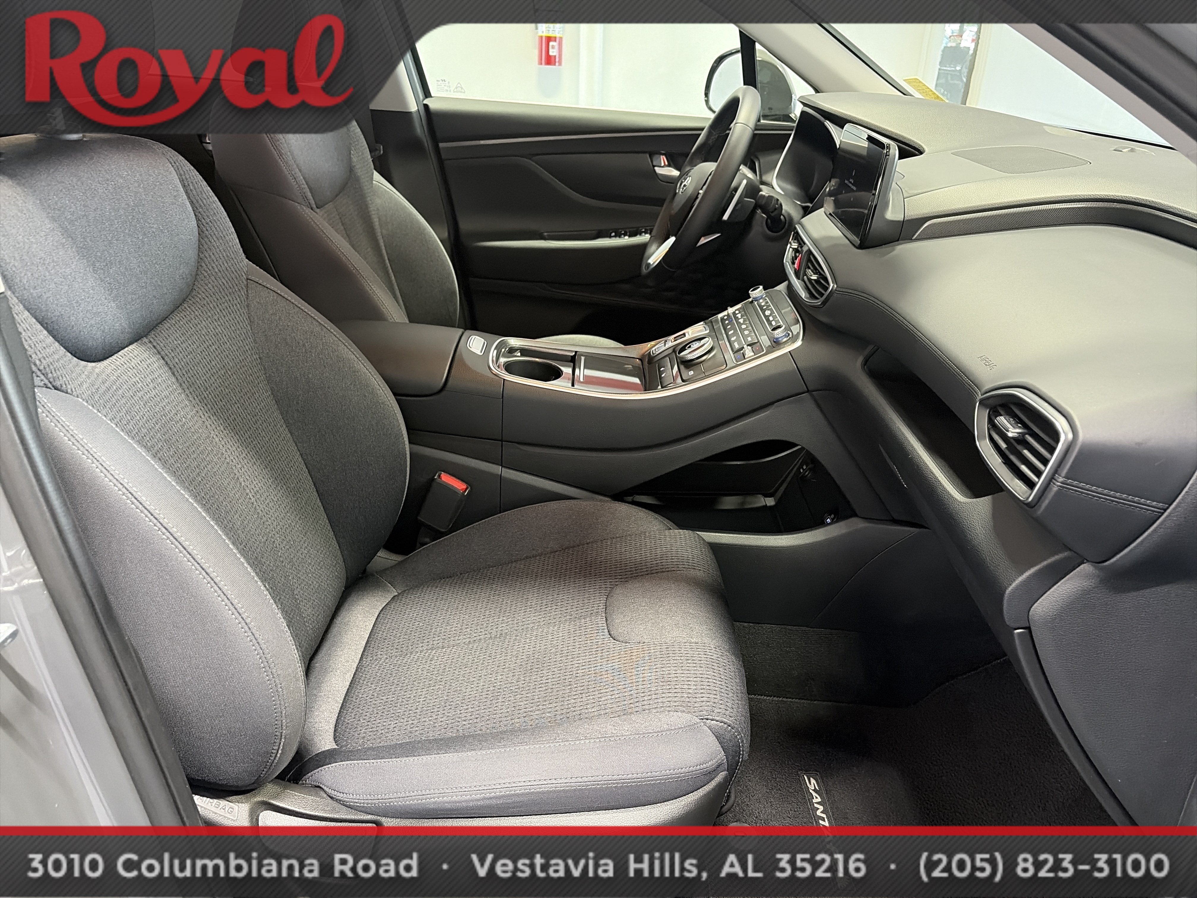Used 2023 Hyundai Santa Fe SEL FWD image 10