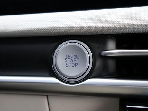 New 2026 Hyundai Tucson Limited image 34