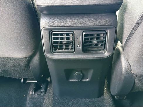 Used 2023 Toyota RAV4 LE image 18