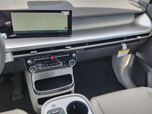 New 2026 Hyundai Ioniq 9 Limited AWD/4WD image 19