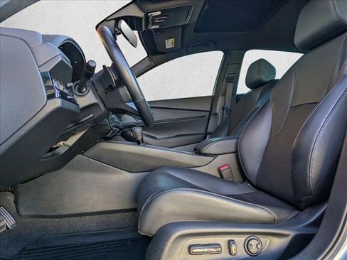 Used 2025 Honda Accord Sport image 17