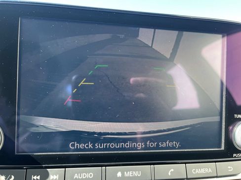 Used 2025 Nissan Altima 2.5 SV FWD image 23