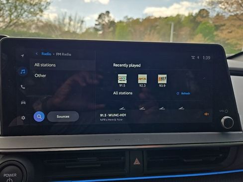 Used 2025 Toyota Prius Limited w/ Limited Premium Package image 6