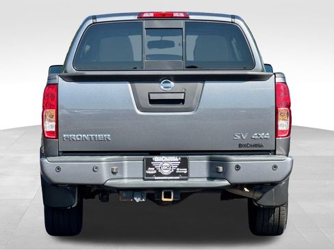 Used 2021 Nissan Frontier SV AWD/4WD image 6