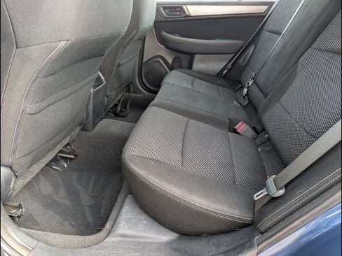 Used 2019 Subaru Outback 2.5i AWD/4WD image 10
