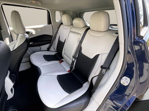 Certified 2021 Jeep Compass Limited AWD/4WD image 22