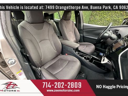 Used 2019 Toyota Prius Prime Plus w/ Carpet Mat Package image 20