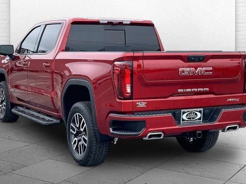 Used 2025 GMC Sierra 1500 AT4 w/ Technology Package AWD/4WD image 10