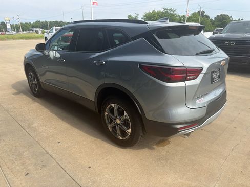 New 2026 Chevrolet Blazer LT w/ Convenience Package AWD/4WD image 4