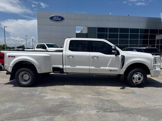 Used 2023 Ford F350 Lariat w/ Lariat Ultimate Package AWD/4WD video 2