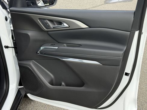 New 2026 Chevrolet Traverse LT image 21