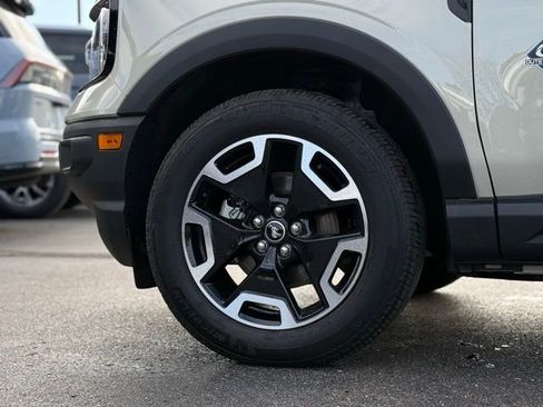 Used 2024 Ford Bronco Sport Outer Banks w/ Tech Package image 47