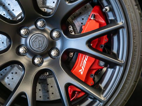 Used 2016 Dodge Viper ACR w/ Exterior Carbon Fiber Package RWD image 26