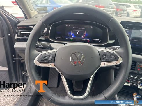 Used 2025 Volkswagen Jetta SE w/ Sunroof Package FWD image 16