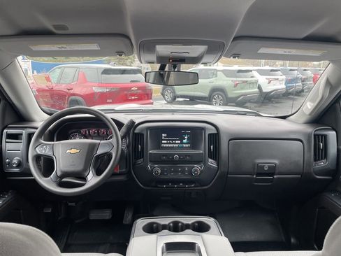 Used 2017 Chevrolet Silverado 1500 Custom w/ Trailering Package image 11