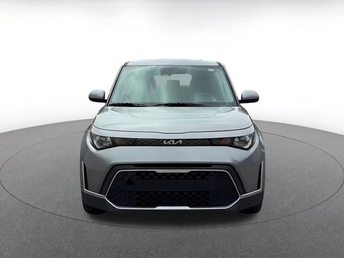 Used 2025 Kia Soul LX w/ LX Technology Package image 4