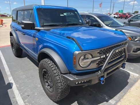 Certified 2023 Ford Bronco Badlands AWD/4WD image 2