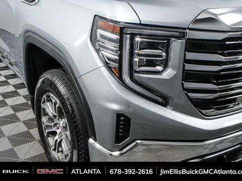 Used 2025 GMC Sierra 1500 SLT AWD/4WD image 33