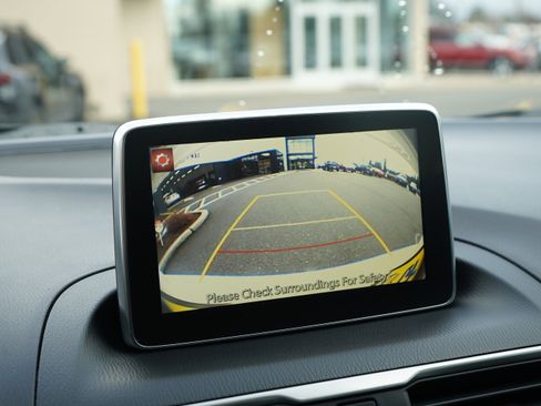 Used 2016 MAZDA MAZDA3 i Grand Touring image 24