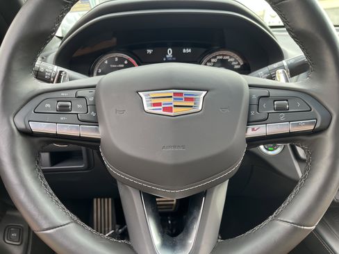 Used 2025 Cadillac CT4 V AWD/4WD image 21