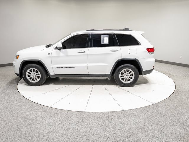 Used 2020 Jeep Grand Cherokee Laredo AWD/4WD image 32