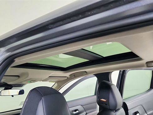 New 2026 Nissan Kicks SR w/ SR Premium Package image 36