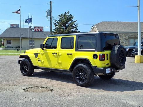 Used 2023 Jeep Wrangler Unlimited Sport AWD/4WD image 17