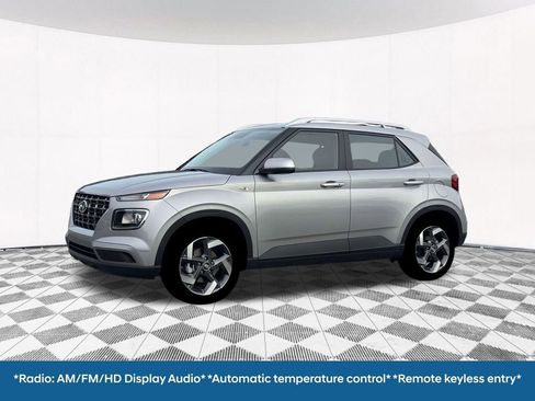 New 2026 Hyundai Venue SEL image 2