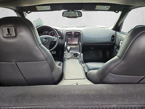 Used 2011 Chevrolet Corvette Coupe w/ 1LT image 17