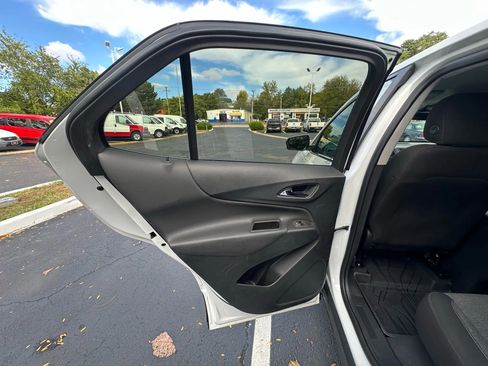 Used 2023 Chevrolet Equinox LT w/ LPO, Floor Liner Package image 32