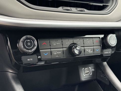 New 2026 Jeep Compass Limited AWD/4WD image 5