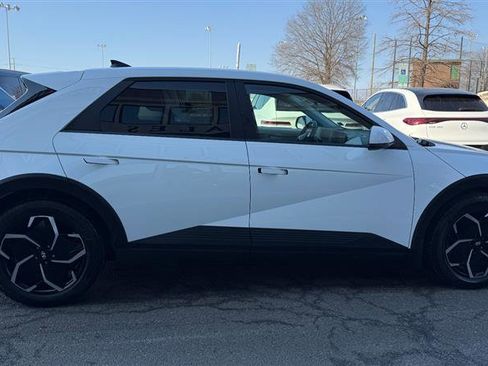 Used 2024 Hyundai Ioniq 5 SEL image 6