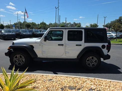 Used 2019 Jeep Wrangler Unlimited Sport S AWD/4WD image 18