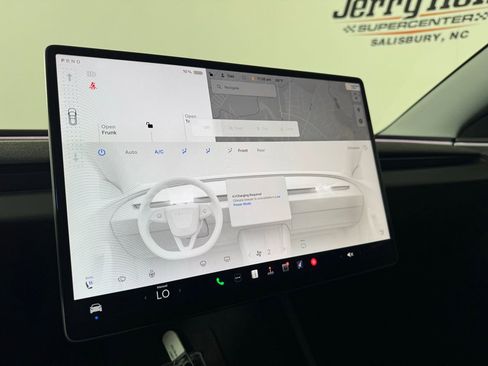 Used 2024 Tesla Model 3 Standard Range RWD image 18
