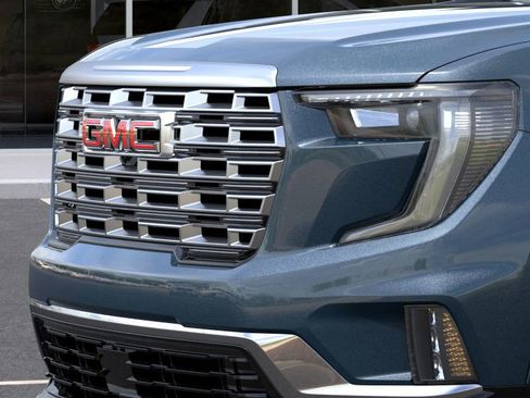 New 2026 GMC Acadia Denali w/ Super Cruise Package image 37