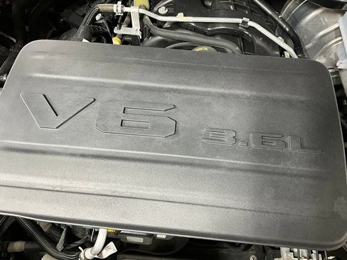 Used 2024 RAM 1500 Lone Star AWD/4WD image 31