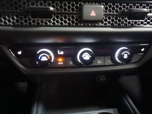 Used 2023 Honda HR-V Sport image 10