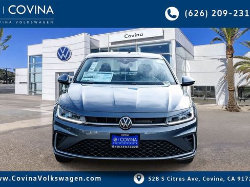 New 2026 Volkswagen Jetta SE image 2