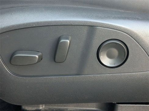 Used 2024 GMC Acadia Elevation image 18