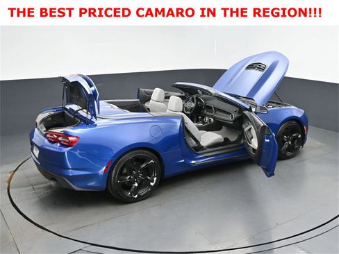 Used 2022 Chevrolet Camaro LT w/ Technology Package image 46