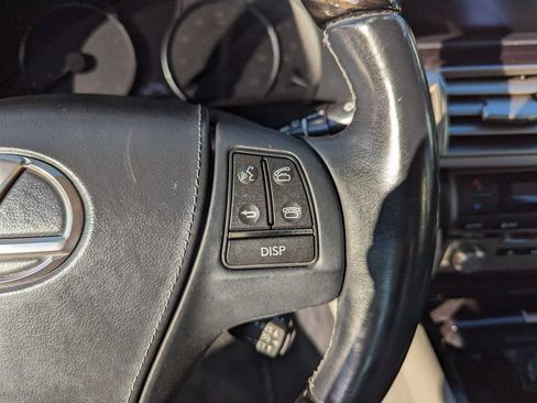 Used 2013 Lexus LS 460 AWD w/ Comfort Pkg image 17