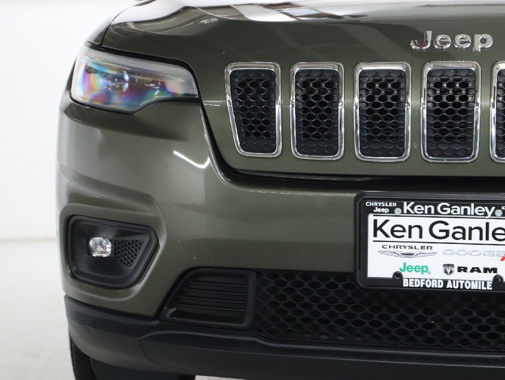 Used 2019 Jeep Cherokee Latitude w/ Popular Appearance Group AWD/4WD image 6